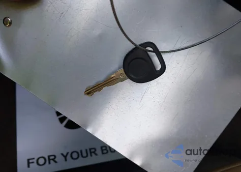 2016 Buick Enclave Leather z USA, uszkodzony, nr VIN 5GAKVBKD2GJ128073